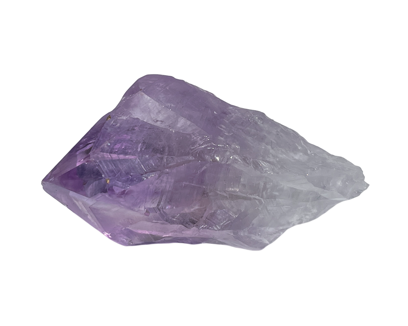 Seitenansicht: Amethyst naturbelassen auf weißem Hintergrund