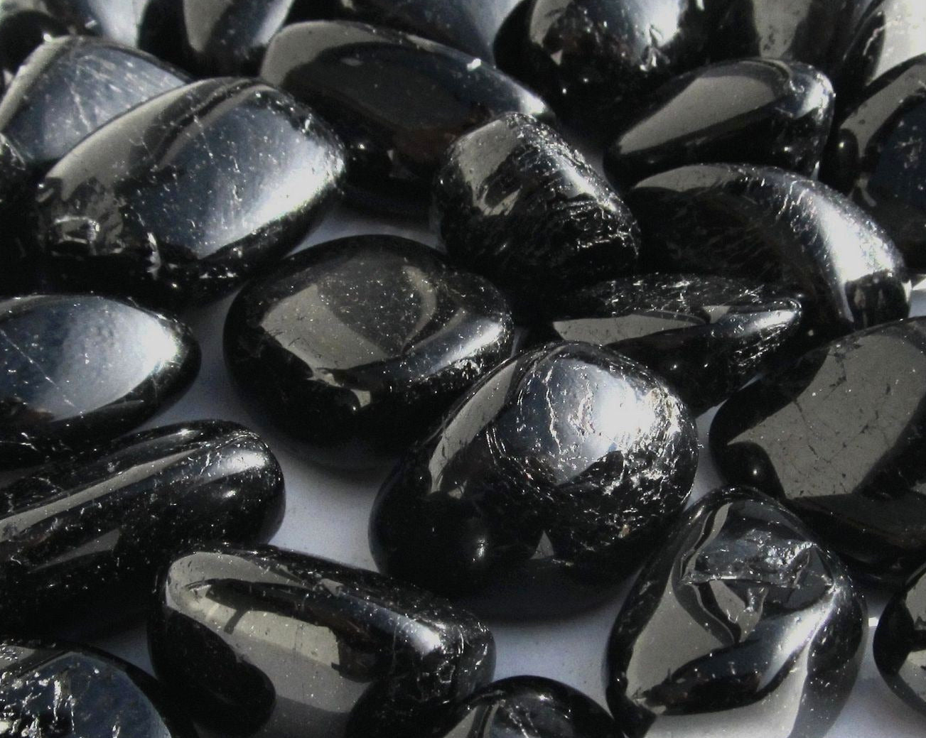 Turmalin schwarz Schörl Trommelsteine - Edelsteine