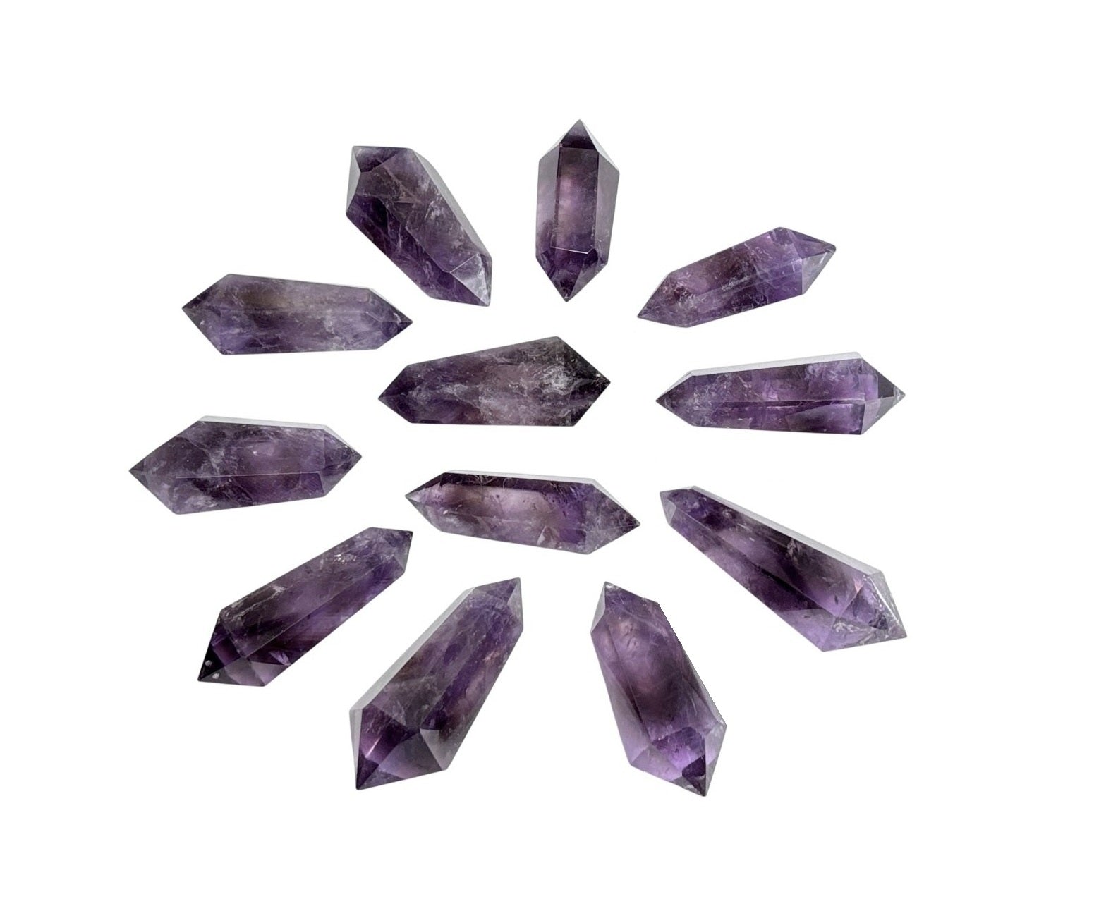 violette Amethyst Doppelender in einer Sonne aufgereiht