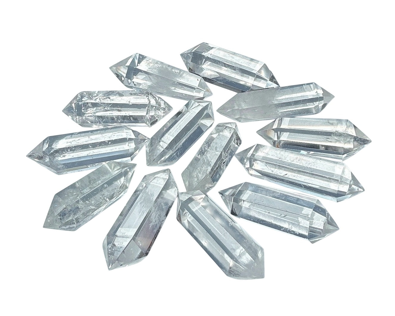 Vorderansicht: Bergkristall Doppelender auf weißem Hintergrund