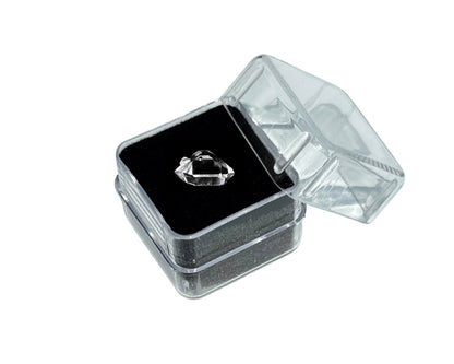 Einzelner Herkimer Diamant in klarer Box mit Samt
