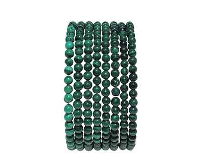 Längsansicht: grünes Malachit Armband mit runden Kugeln auf weißem Hintergrund