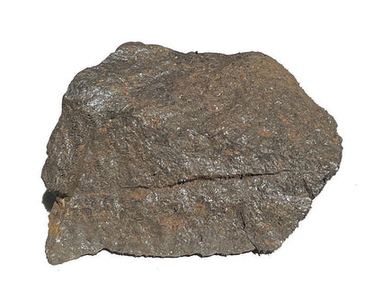 Vorderansicht: einzelner natürlicher Magnetit Rohstein auf weißem Hintergrund