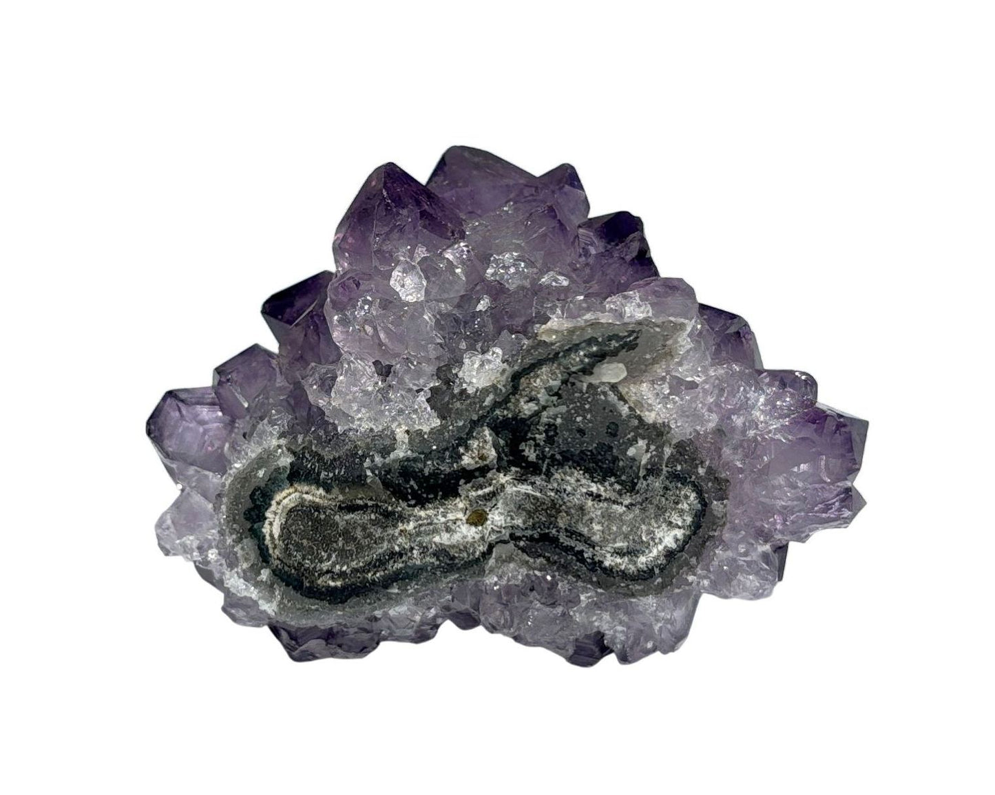 natürliche Amethyst Stufe auf weißem Hintergrund