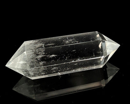 Bergkristall Doppelender auf schwarzem Hintergrund