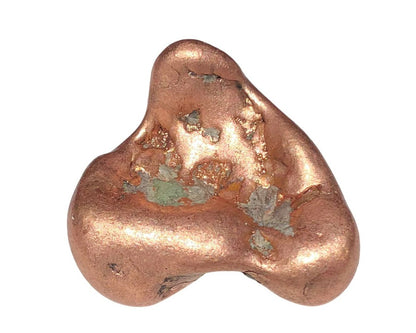 natürliches Kupfer Nugget auf weißem Hintergrund