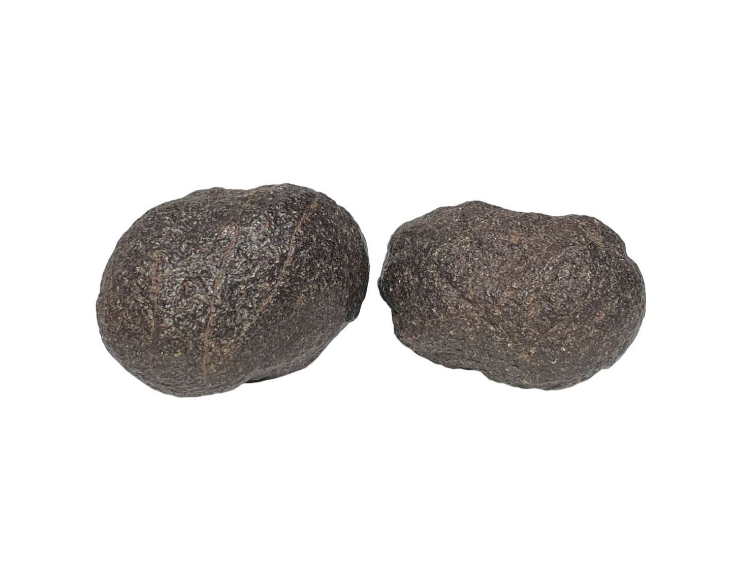 Zwei Moqui Marbles Unikate nebeneinander