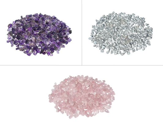 Amethyst Bergkristall Rosenquarz Trommelsteine untereinander auf weißem Hintergrund