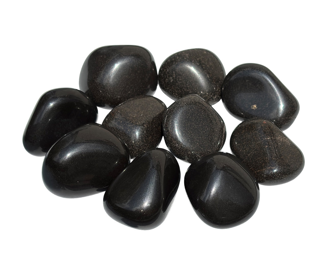 Vorderansicht: Onyx Trommelsteine auf weißem Hintergrund