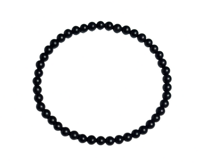 Turmalin Armband auf weißem Hintergrund