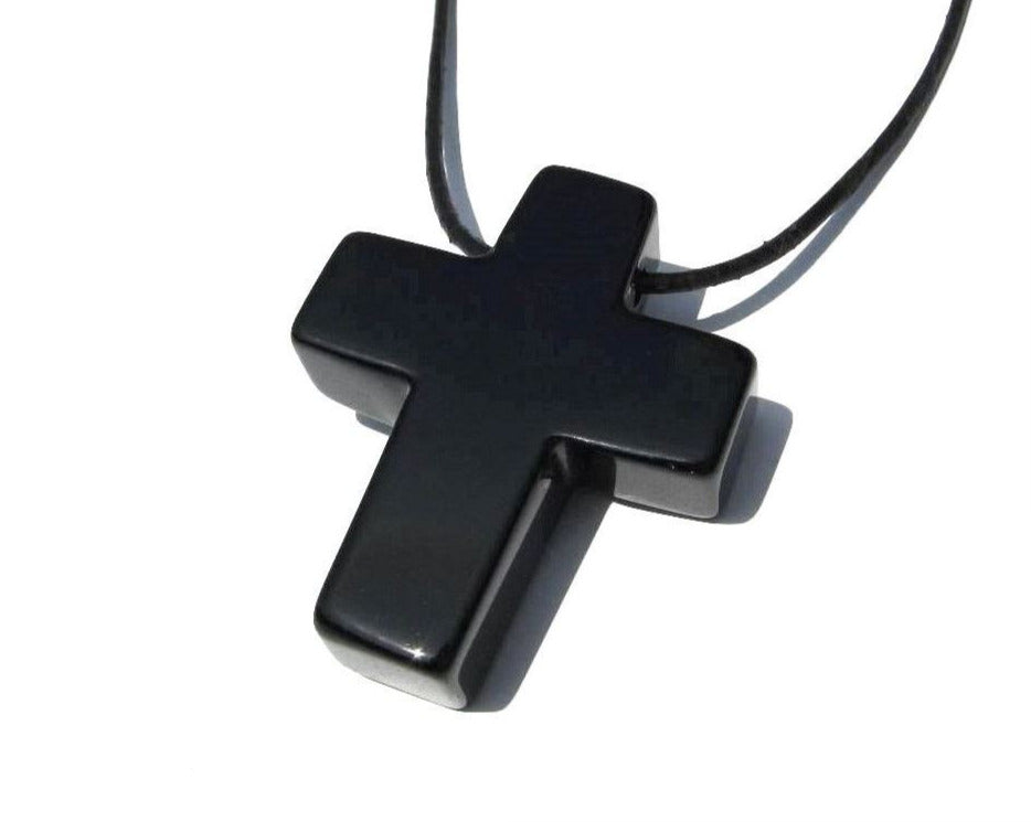 Obsidian Kreuz gebohrt