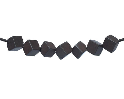 Magnetit Würfel - Magneteisenstein Anhänger gebohrt Kette mit Lederband 