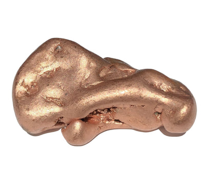 Kupfer Nugget auf weißem Hintergrund